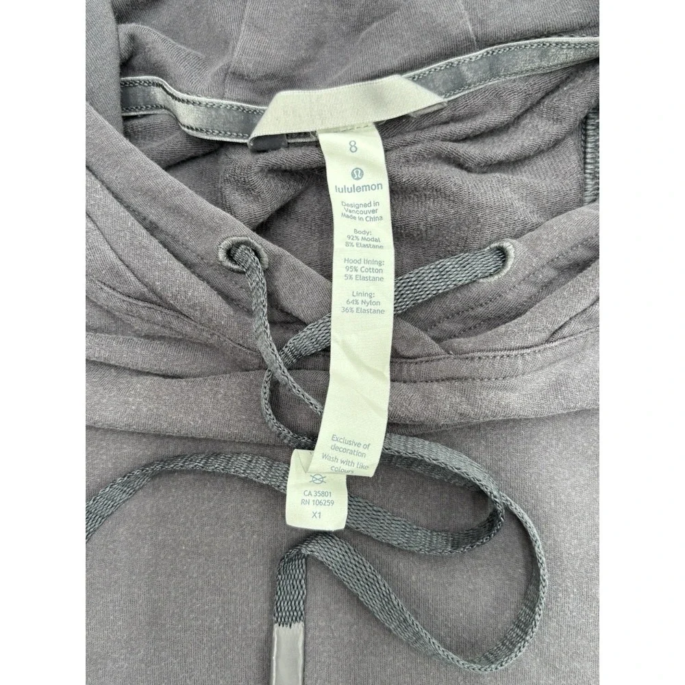 lululemon athletica pre owned